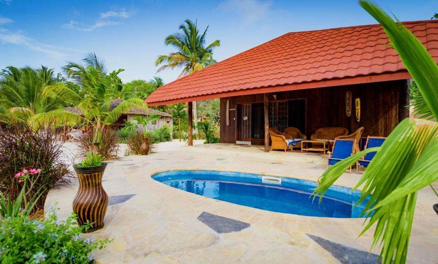 Image 1: ✈ ZANZIBAR | Kendwa - Kendwa Rocks Beach Hotel 3* - Plage de sable ...