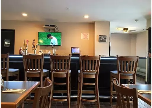 5% Cash Back at Little John's Pizza