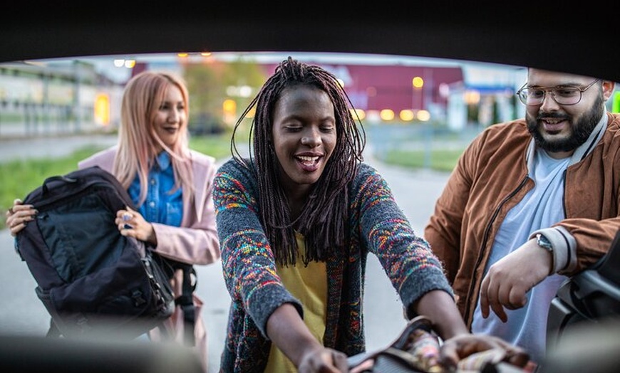 Image 6: Transfer to from Dover Cruise Port to Central London