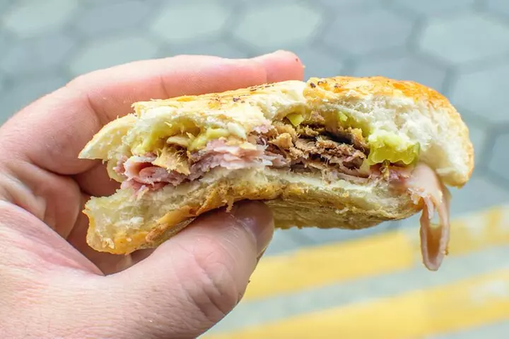 Key West Historic Seaport Food & Walking Tour