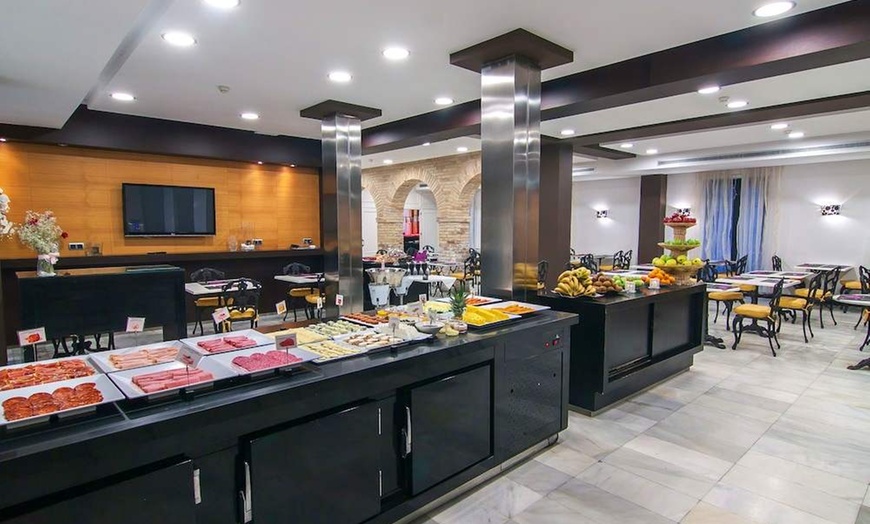 Image 6: ✈ SPANJE | Sevilla - San Gil 4*, 2 nachten - City break