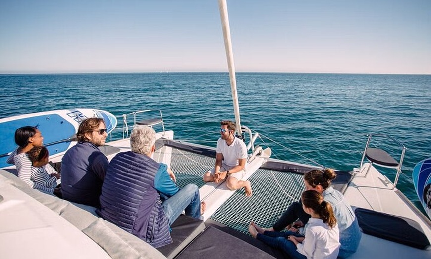 Image 16: Benalmádena: Vela y observación de delfines con aperitivos y bebidas