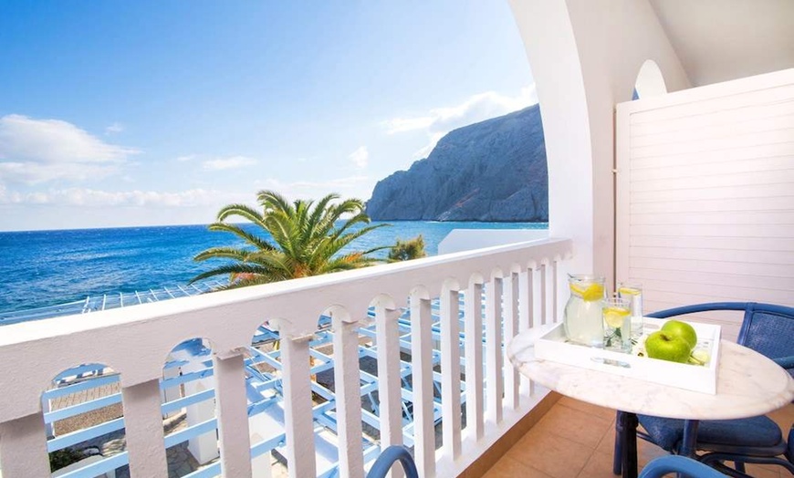 Image 5: ✈ SANTORIN | Kamari - Hotel Sunshine Santorini 3* - Bord de mer