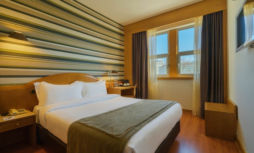 Image 54: ✈ PORTUGAL | Lisbon - HF Fenix Garden 3*, 2 nights - City break