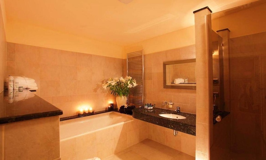 Image 12: ✈ TSJECHIË | Praag - Hotel Elysee 4*, 2 nachten - Stadscentrum