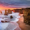 Image 1: Melbourne: Great Ocean Road Luxury Coach Reverse Tour