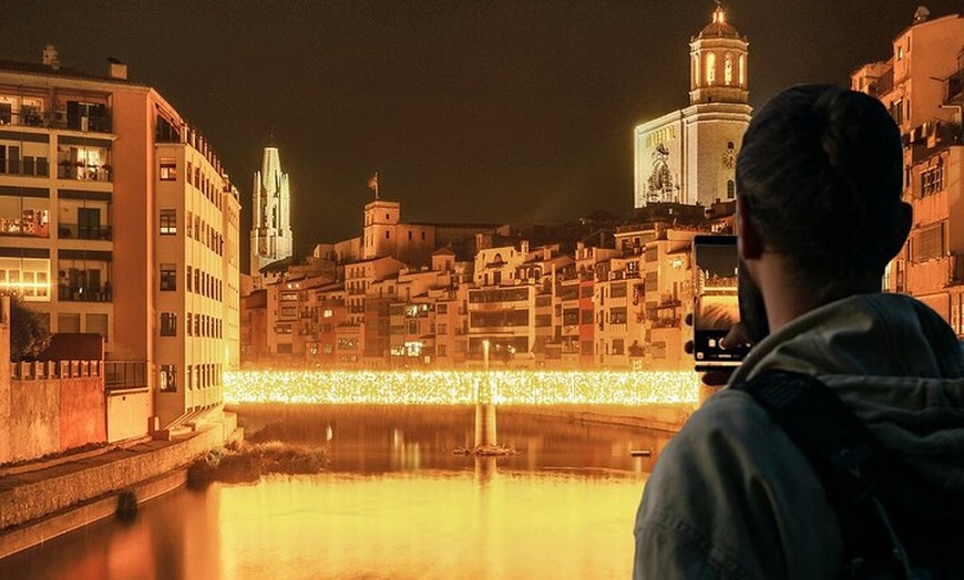 Image 9: Barcelona : Tour de 2 días por Montserrat, Girona y Costa Brava