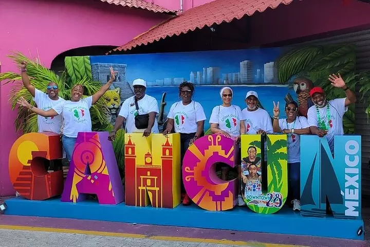 Cancun City Shopping and Local Food Tour Private Experience