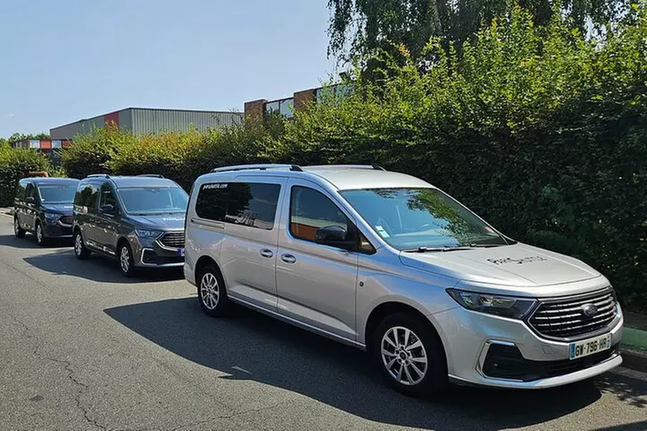 Transfert privé SUV : Aéroport Charles de Gaulle (CDG) vers Paris - Primary Image