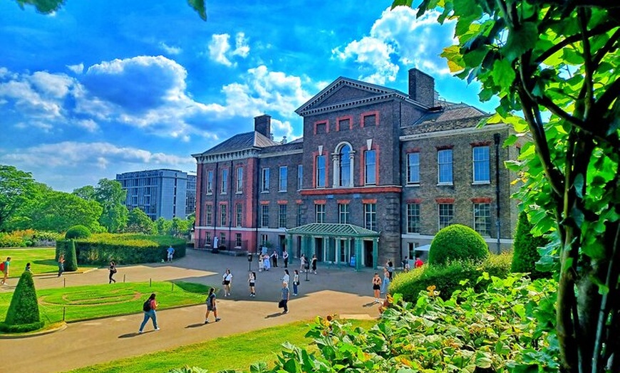 Image 36: Billy's Black Cab Tour of London