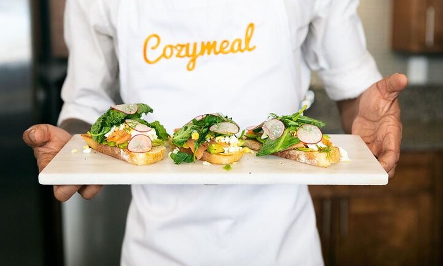 Image 3: Experiencia Premium de Cata de Vinos + Tapas Andaluzas en Sevilla