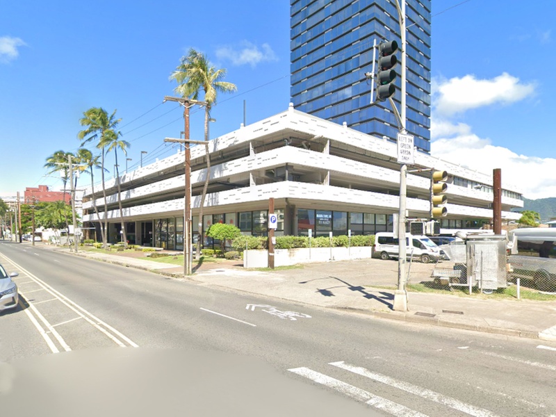 Parking at [H076] Century Center Lot