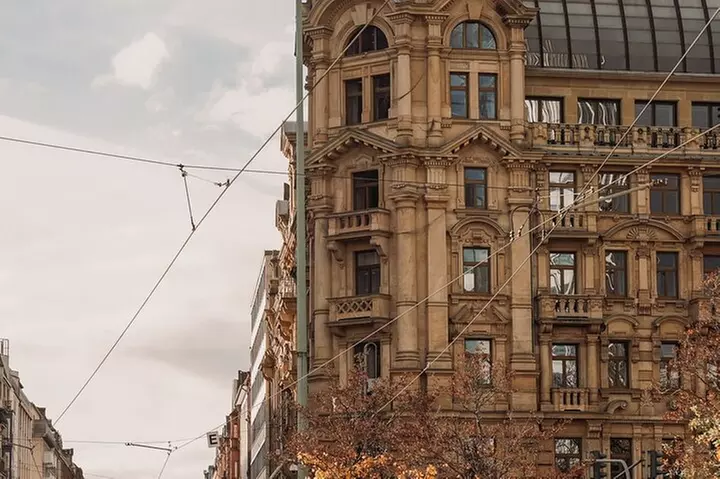 8-stündige private Stadtrundfahrt durch Frankfurt mit NordWestZentrum - Image 5