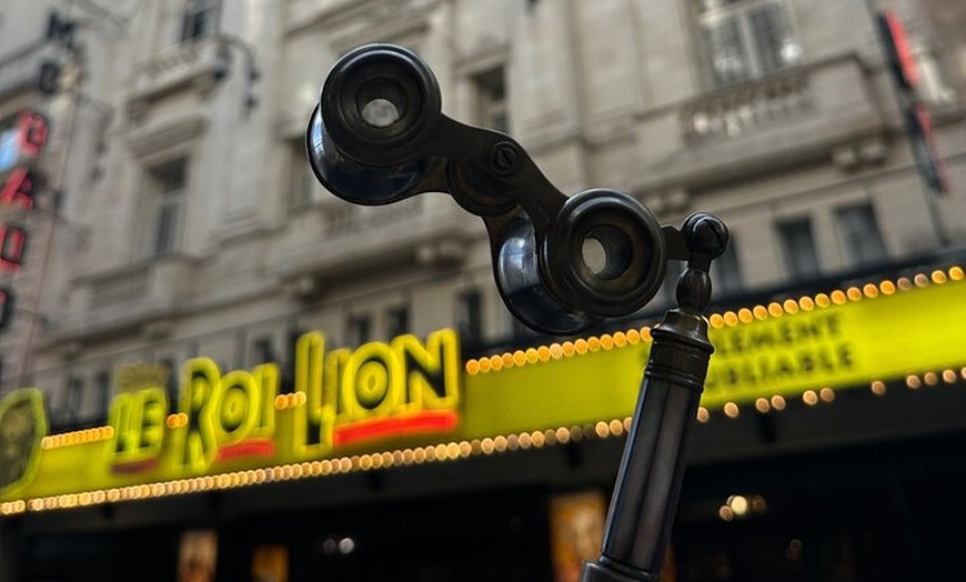 Image 2: Visite à pied du théâtre et des comédies musicales de Paris