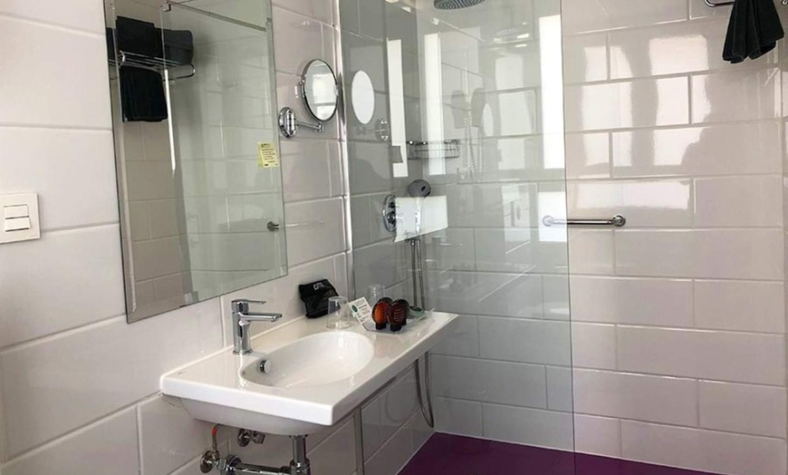 Image 8: ✈ COSTA DEL SOL | Malaga - Casual Málaga del Mar 3*, 3 nachten - Ci...