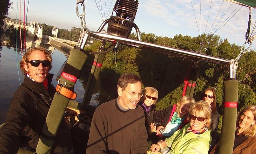 Image 9: Vol en montgolfière dans la vallée de la Loire au départ d'Amboise
