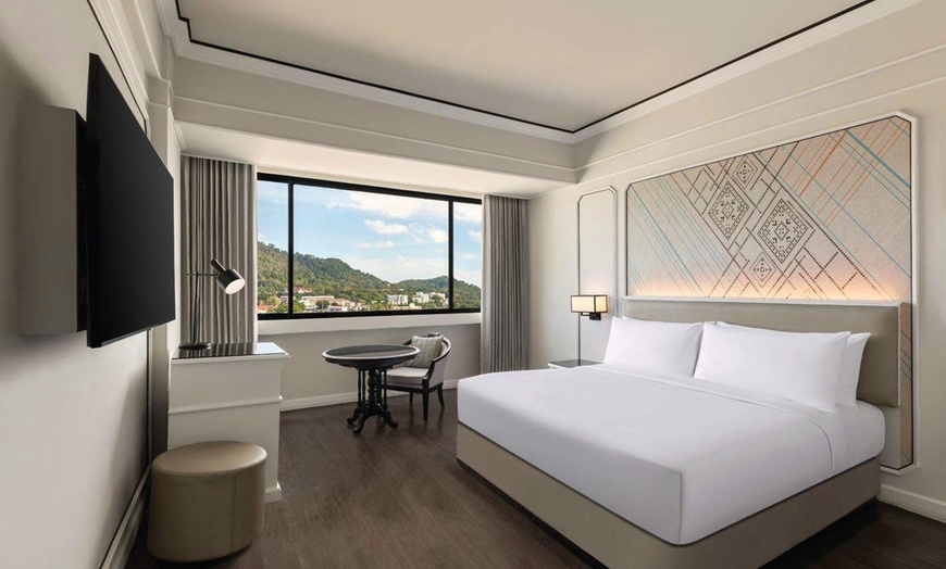 Image 3: ✈ THAILAND | Phuket & Khao Lak - Pauschalreise Courtyard by Marriot...