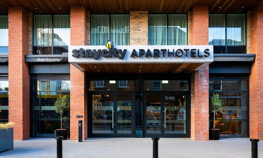 Image 10: ✈ IRELAND | Dublin - Staycity Aparthotels Dublin City Centre 4*, 2 ...