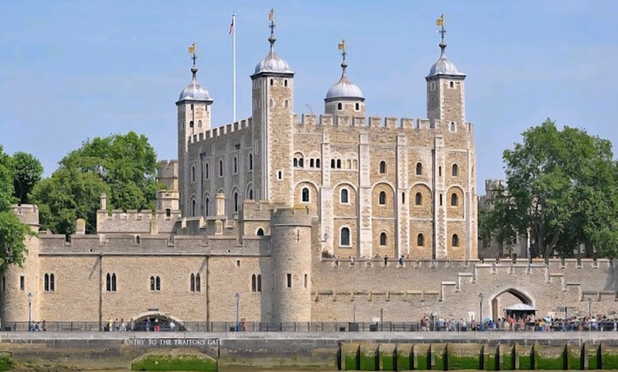 Image 20: Private Full Day Tour of London In A Chauffeured Vehicle