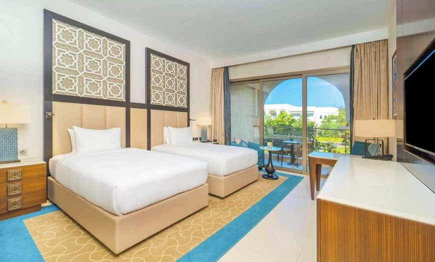 Image 3: ✈ MAROC | Tanger - Hilton Tangier Al Houara Resort & Spa 5* - Pisci...