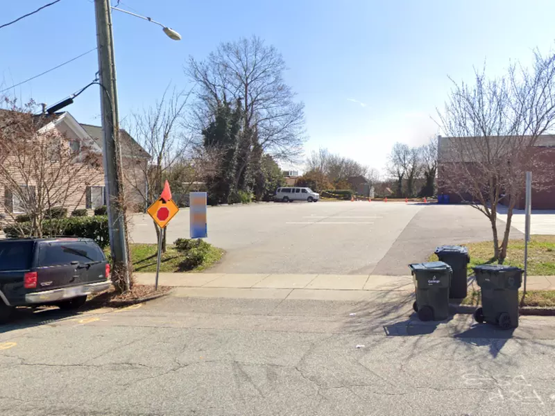 Parking at Davie Lot