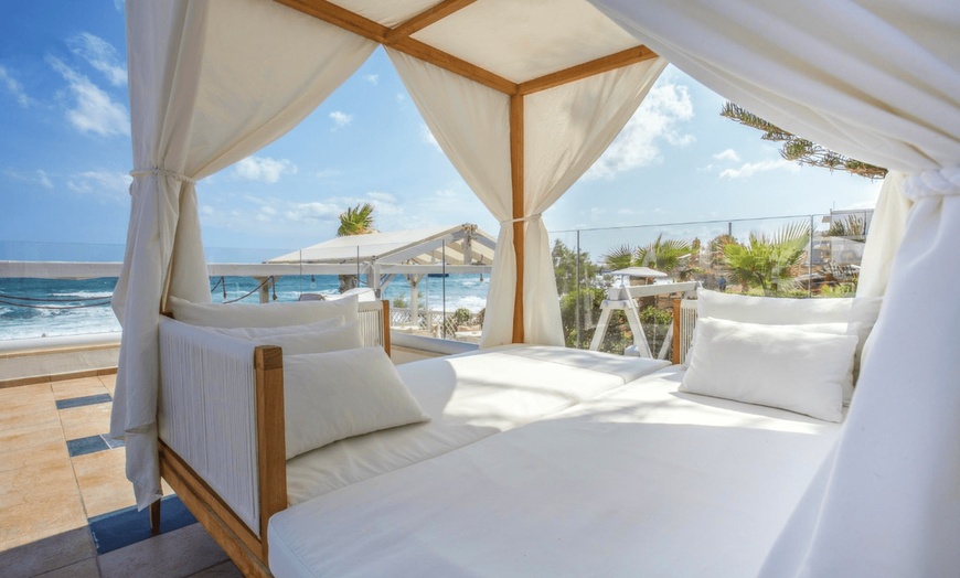 Image 8: ✈ CRÈTE | Rethymnon - Petradi Beach Lounge Hotel 3*, 3 nuit - Pisci...