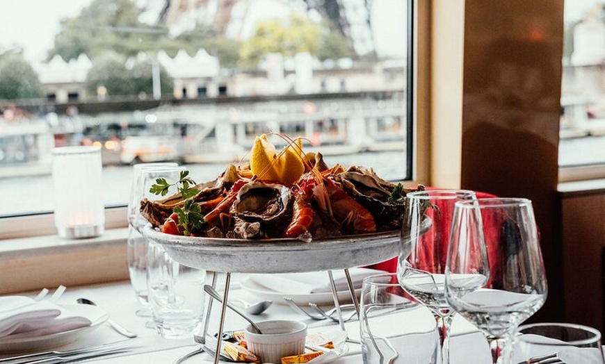 Image 5: Déjeuner Croisière Prestige au Départ de la Tour Eiffel