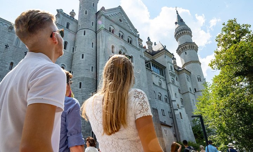 Image 5: Tagesausflug von München nach Neuschwanstein und zum Schloss Linderhof