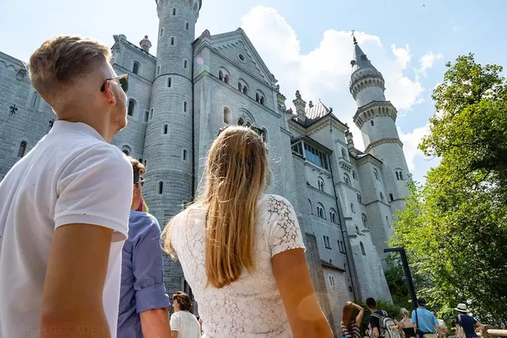 Tagesausflug von München nach Neuschwanstein und zum Schloss Linderhof