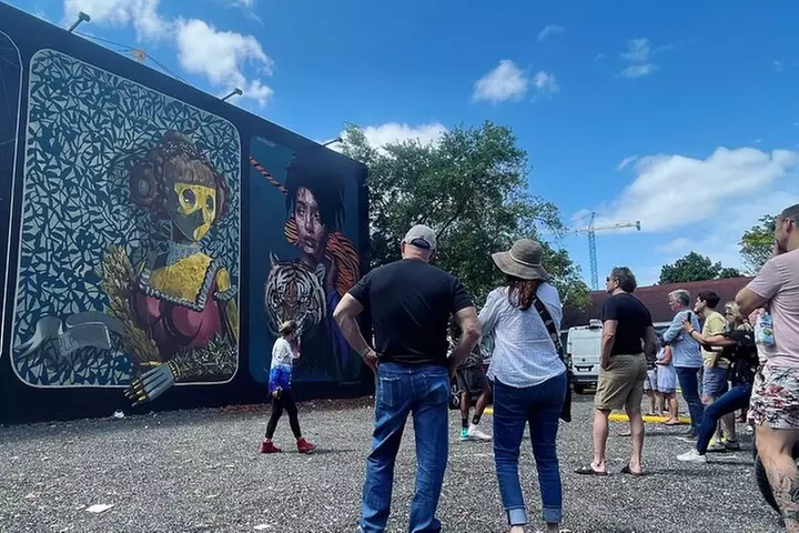 Graffiti Tour with Complimentary Drink in Wynwood