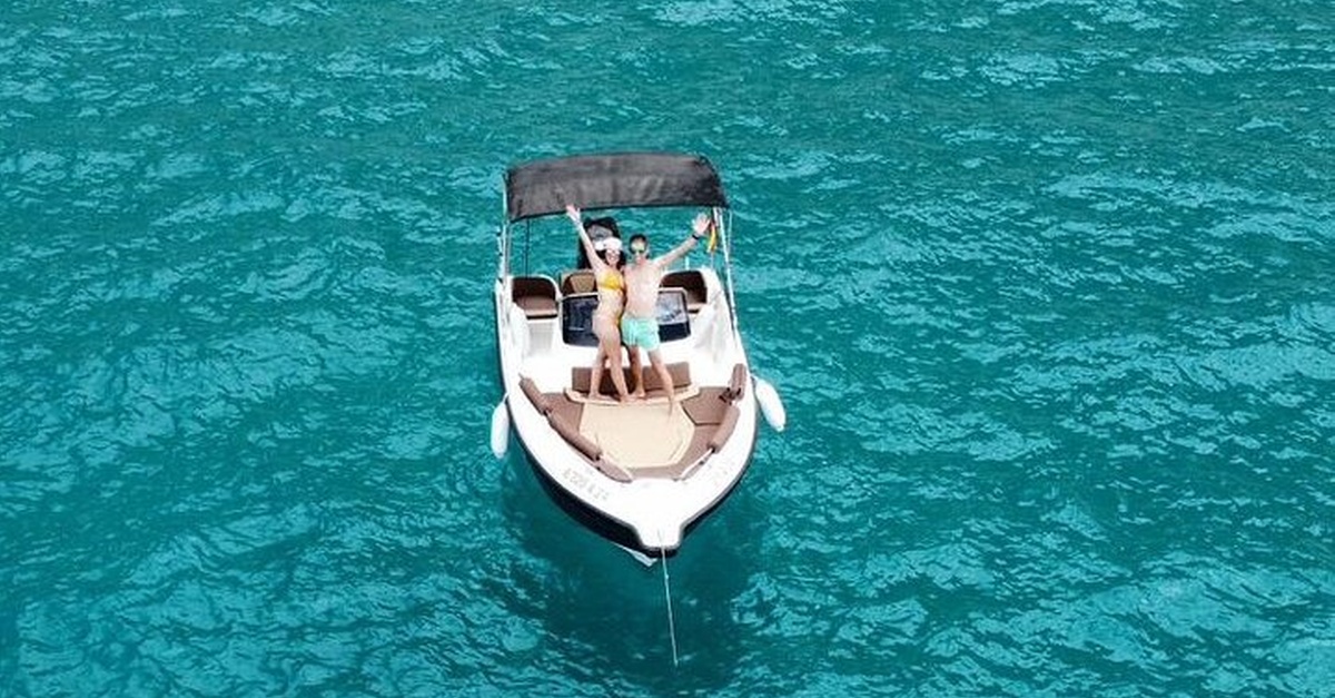 Ecuaboat para navegar por Ibiza y Formentera desde Palma de Mallorca