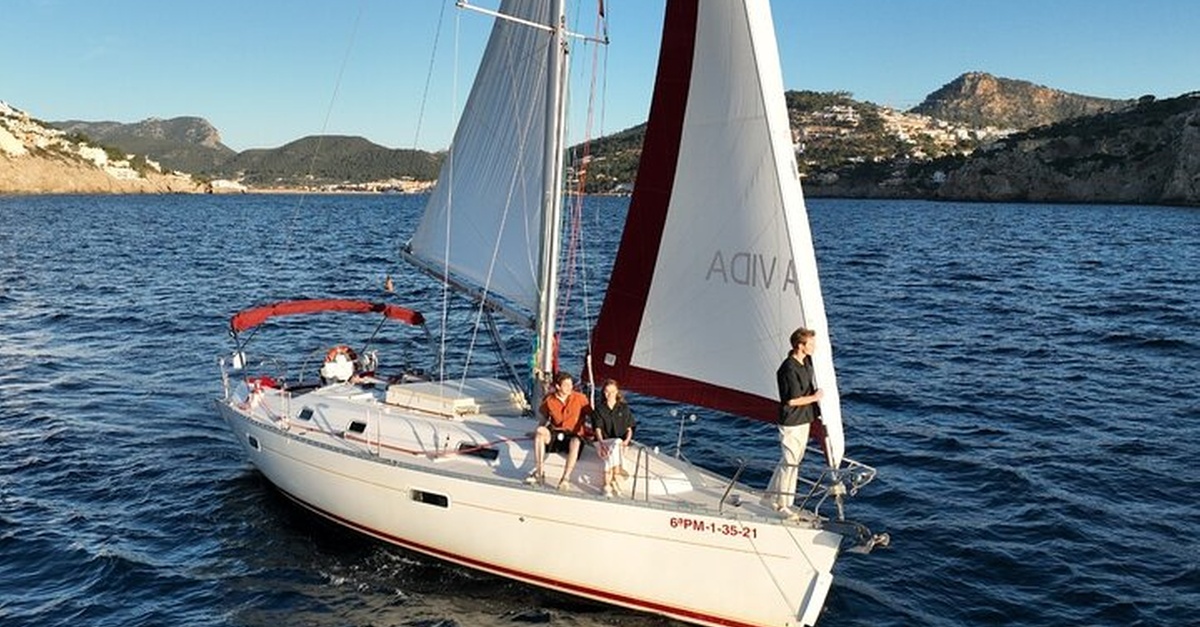 Aventura privada de vela en Mallorca para hasta 10 personas