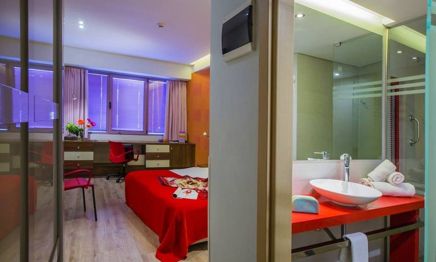 Image 7: ✈ ATHENE EN OMGEVING | Athene - Novus City Hotel 4*, 2 nachten - Ro...