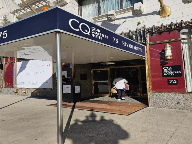 Parking at Club Quarters - Valet Kiosk