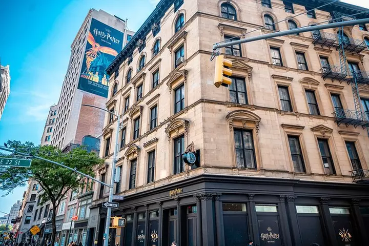 Harry Potter New York Flagship Store - ButterbeerTM Bundle