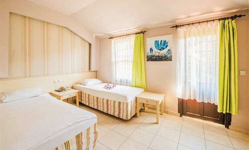 Image 4: ✈ ANTALYA I OKOLICE | Sidé - Leda Beach Hotel 3* - Turystyka poznawcza