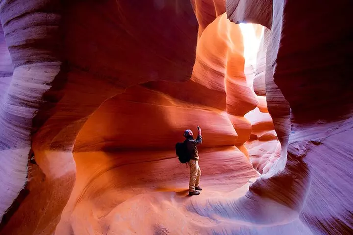 3-Day Antelope, Monument Valley & Horseshoe Tour from Las Vegas