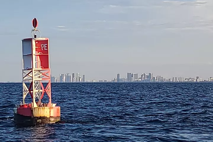 Private Cruise Or Sandbar Trip in Fort Lauderdale/Day or Night