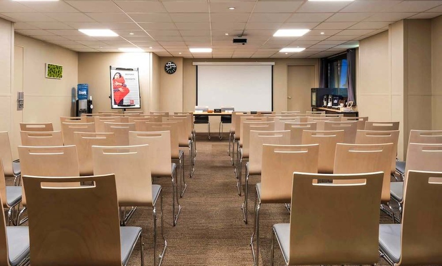 Image 79: ✈ ÎLE-DE-FRANCE | Paryż - Ibis Paris Alesia Montparnasse 3*, 1 nocy...