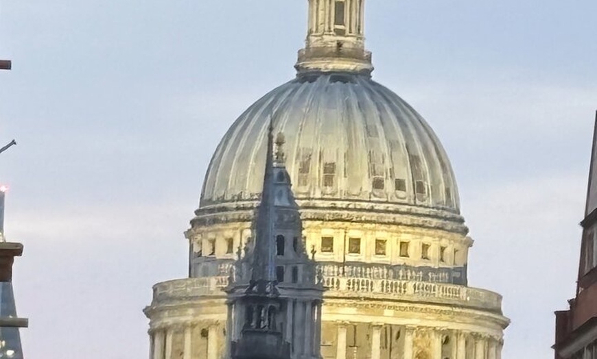 Image 9: Qualified Taxi tours London