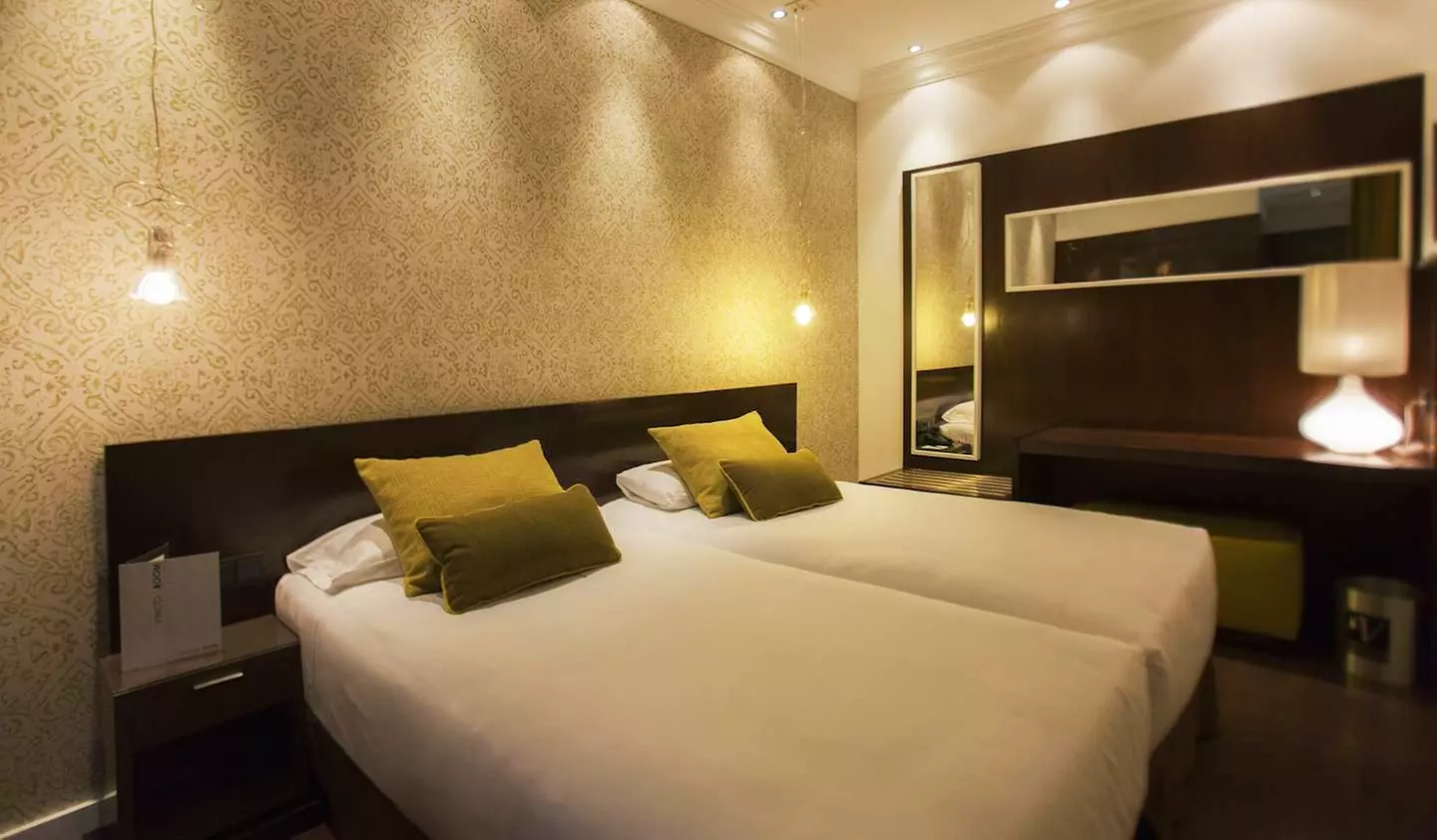 ✈ SPANJE | Madrid - Hotel Vincci Centrum 4*, 2 nachten - Stadscentrum