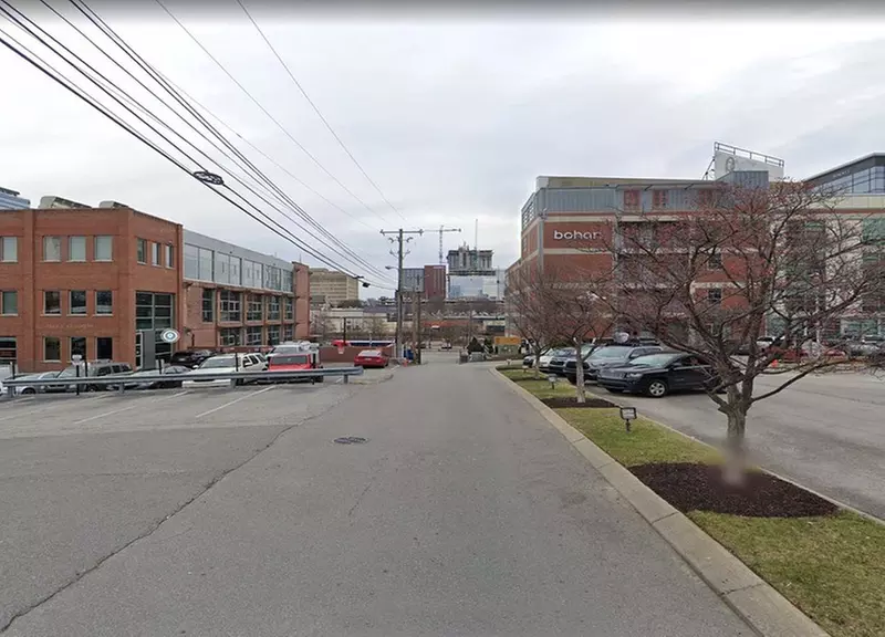 Parking at 1100 Demonbreun St. Lot