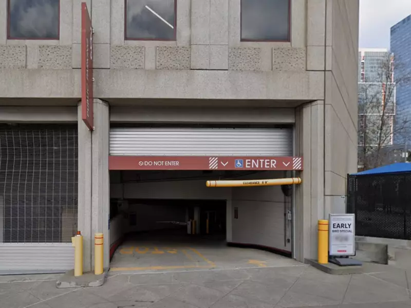 Parking at 303 2nd St. Garage