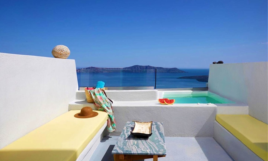 Image 10: ✈ SANTORIN | Fira - Caldera's Bliss Suites - Petit-déjeuner inclus