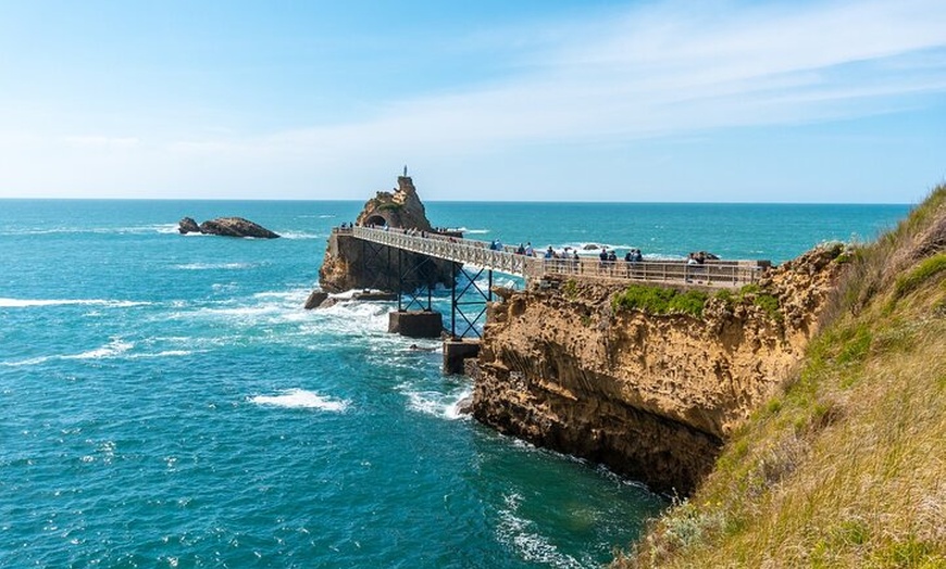 Image 12: Bonjour Biarritz : Private 2 - Heure Intro City Walk avec Guide Local