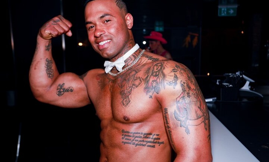 Image 44: Magic Men Cabaret Show