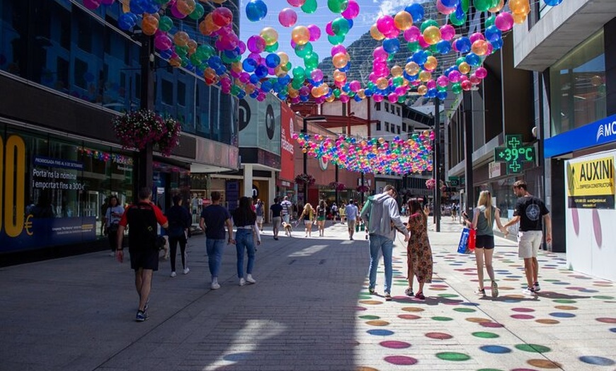 Image 8: Andorra, Francia y España: 3 países en un día desde Barcelona