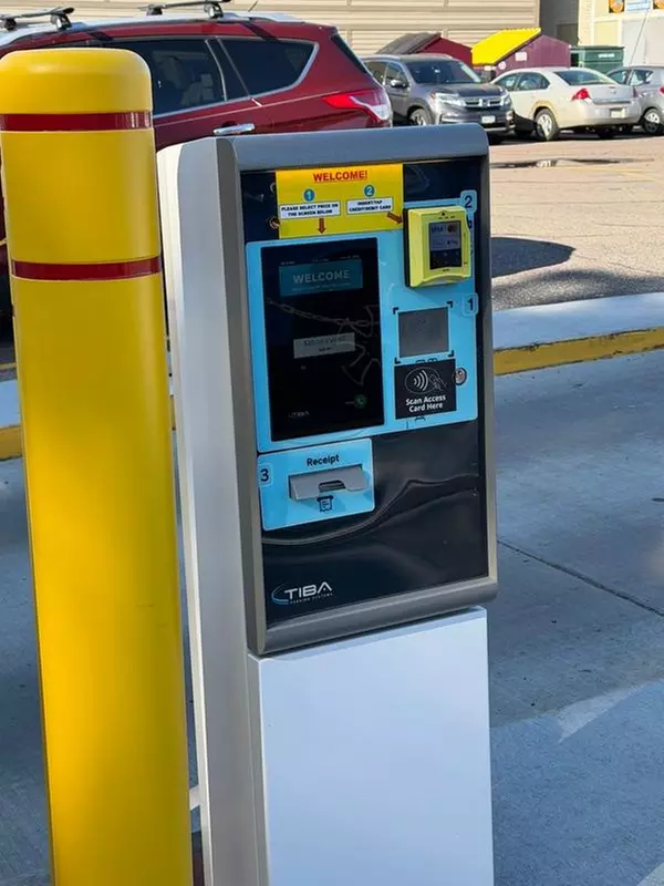 Parking at F & G Lot