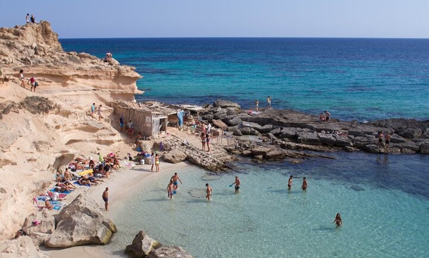 Image 8: Traslados en ferry eléctrico entre Ibiza y Formentera