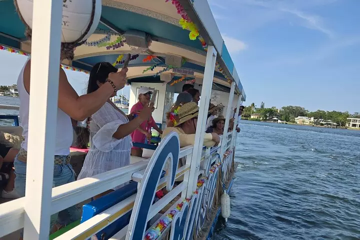 2 hour Dolphin Sightseeing Tour in Melbourne Florida